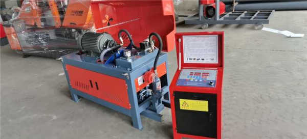 云南昆明建貿(mào)機(jī)械繞筋機(jī) 生產(chǎn)廠家